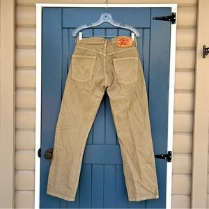 Levi's 501 Men's Tan Brown Classic
Straight Leg Button Fly Jeans Size 31W
× 30L